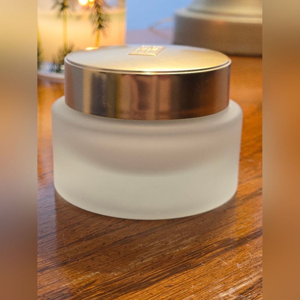 Elizabeth Arden Advanced Ceramide Day‎ Cream - Picture 4 of 8